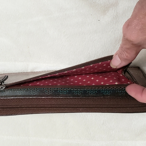 FOSSIL KEY-PER ZIP MULTI COMPARTMENT WALLET - Picture 4 of 5